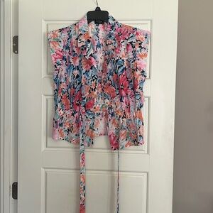 Floral Sleeveless Blouse